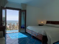Hotel Pisacane Hotels in Аквафреда