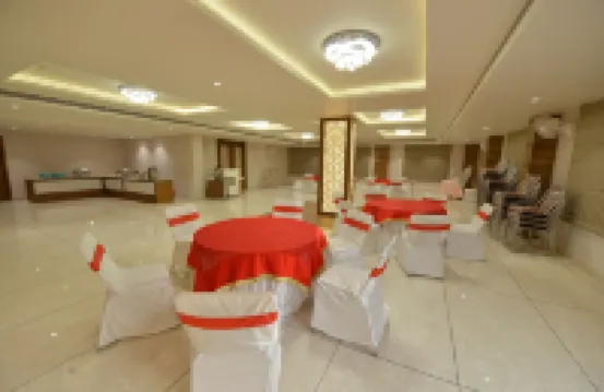 Hotel RR 62-Jaipur City Centre Hotel