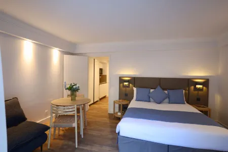 Résidence Carlton - Rénovée Avec Piscine Отели рядом с достопримечательностью «Musee des Coquillages»