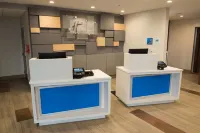 Holiday Inn Express & Suites Louisville N - Jeffersonville
