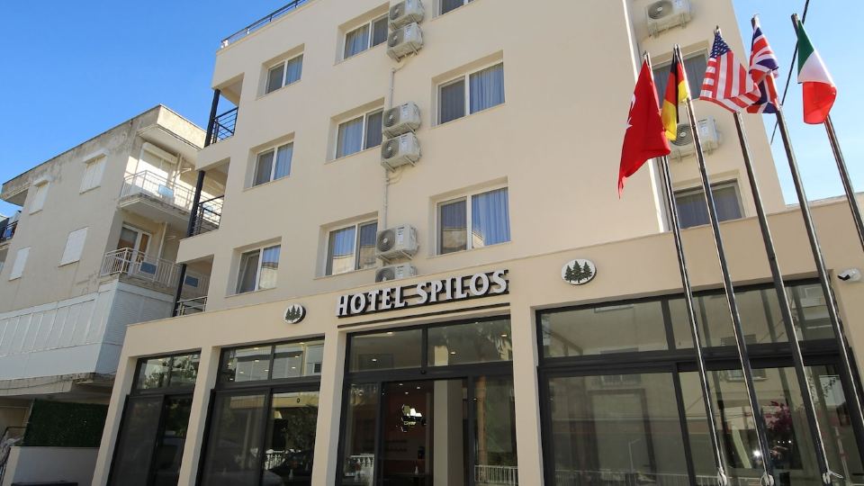 Spilos Gumuldur Hotel