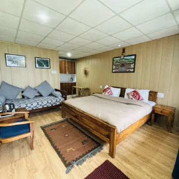 Himalayan High, Auli, by Himalayan Eco Lodges