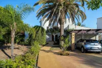 WHome Luxury Private Family Villa w/ S-Pool AC & Parking