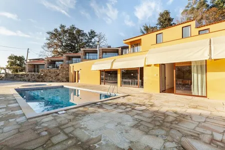 Varanda de S. Jorge - Apartments Отели в г. Аркуш-ди-Валдевеш