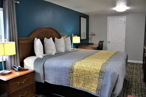 Campbell's Motel Scottsburg