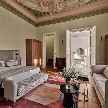 Hotel Altus Palace - Destigo Hotels