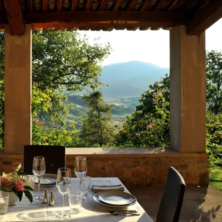 Apartment in Tuscany with Pool & Golf Access
