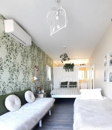 Smiling Places - Guest House in Labruge