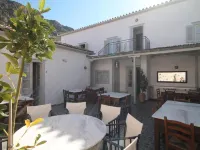Guesthouse Alexandra Hotels in Hydra