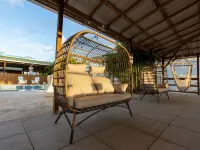 El Flamingo Beach Club Hotels in Florida Afuera
