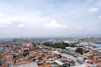 Homey And Cozy 2Br At Mekarwangi Square Cibaduyut Apartment Hotel dekat Terminal Leuwipanjang Bandung