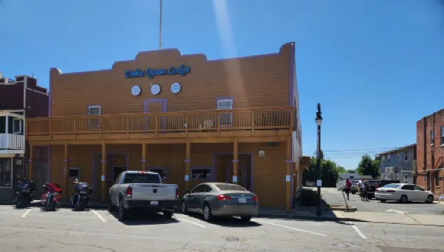 デルタクイーンロッジバーレストラン