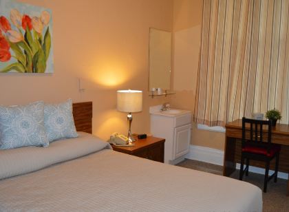 SF Plaza Hotel