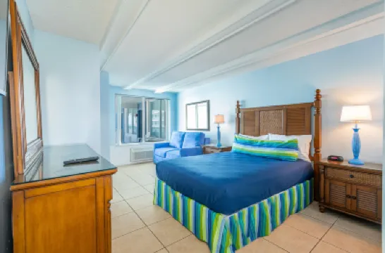 Fantasy Island Resort, Daytona Beach Shores Hotel a 