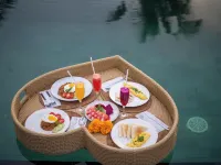 Green Sari Private Villa Hotels near Sambahan