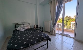 Central Apartment in Agios Konstantinos
