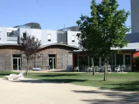 Auberge de Jeunesse HI Grenoble Hotels in Echirolles