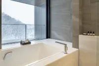 Park Hyatt Niseko Hanazono - avec sources thermales