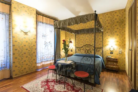 Residenza Ave Roma Отели рядом с достопримечательностью «Сан-Луиджи-деи-Франчези»