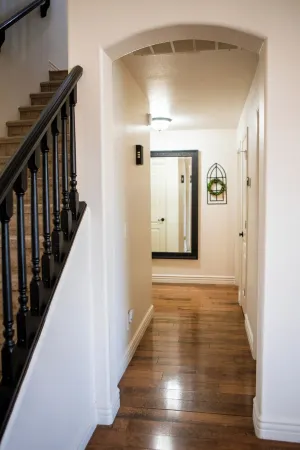 Spacious 4-bedroom house in fabulous Peoria with WiFi, AC