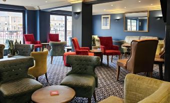 The Queens Hotel