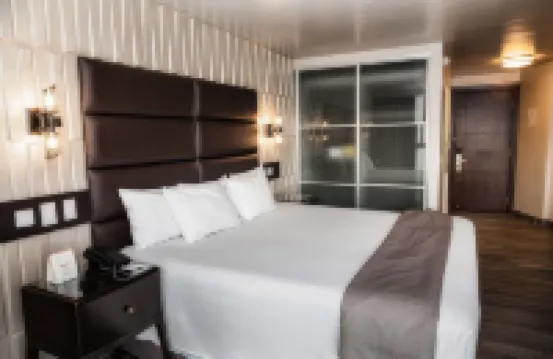 巴拿馬城廣場酒店