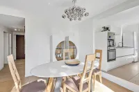 Apartment with garden