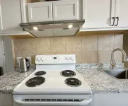 5-Bedroom House in Hays with AC, WiFi