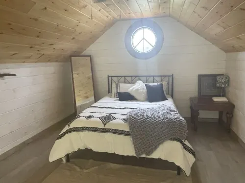 The "Hang-over"  Winery Treehouse