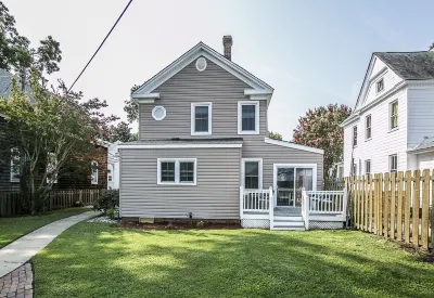 Relaxed 3Br Riverfront Home, Ideal for Travel Nurses & Long Stays Hotels near Hampton University