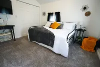 Entire 2 Bedroom Home