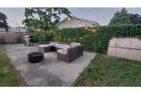 3-bedroom vacation home just a short walk to Lake Michigan