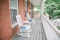 St. Charles Victorian Gem | Steps to Main Street Hotels in Earth City