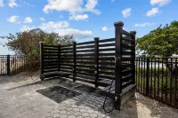 Luxurious Oceanfront Condo - Infinity Pool, Beach Access Hotels in Isle of Palms
