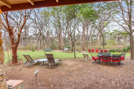 Creekside Oasis with Cozy Living Spaces - Charming Rustic Retreat