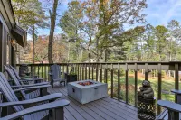 Spectacular Lake Views and Resort Amenities - Charming Villa Escape Hotels in Pickens County