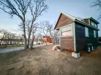 Glorious 2 Lake Eastland Glamping Tiny Town Egrets