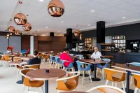 B&B Hotel Zürich Airport Hotels in Hori
