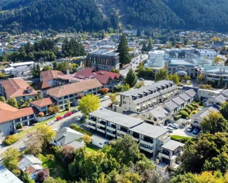 Garden Court Suites and Apartments Hotels in Queenstown