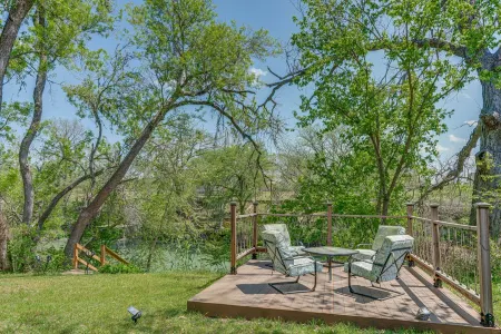 Cielito Lindo River House on the Guadalupe River!