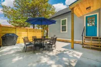 Charming Retreat w/ Bikes Hotels near Clay County Fairgrounds
