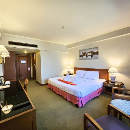 Songphanburi Hotel