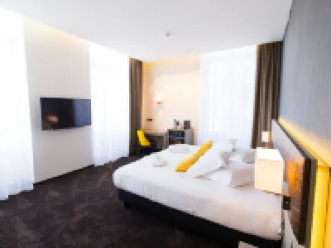 Les Jardins du Mess Hotels in Meuse