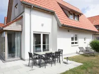 Villa, Two Bathrooms and a Washing Machine, Near Ostend