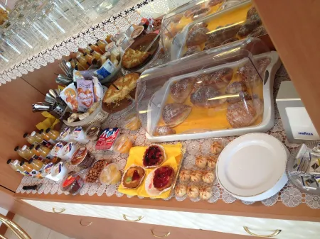 Hotel GF Отели в г. Треццано-суль-Навильо