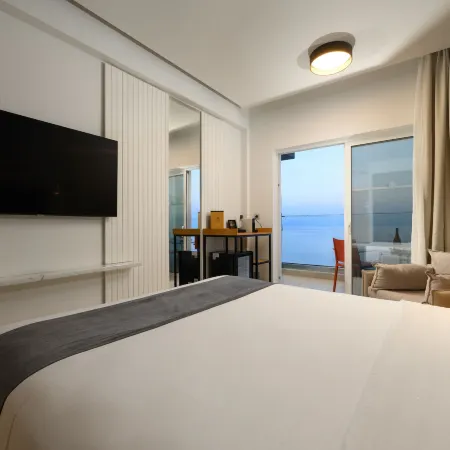 Ray Hotel Corfu
