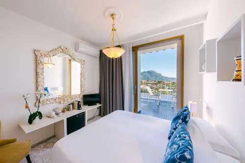 Hotel ZI'Ntonio فنادق في سكالا