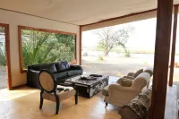Potato Bush Camp Hotels in Luangwa
