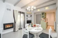 Santa Katerina Apartments & Studios