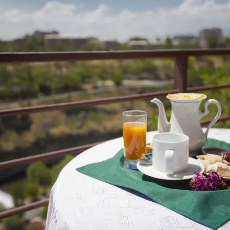 Olympia Garden Hotel